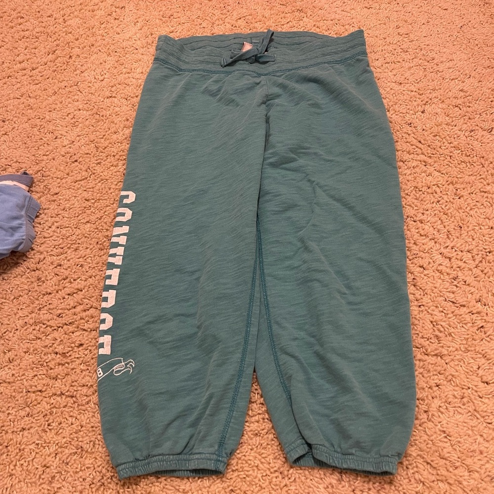 Converse capris pants